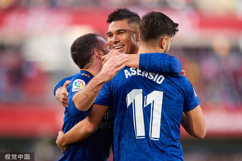 本身更具话 本身更具话