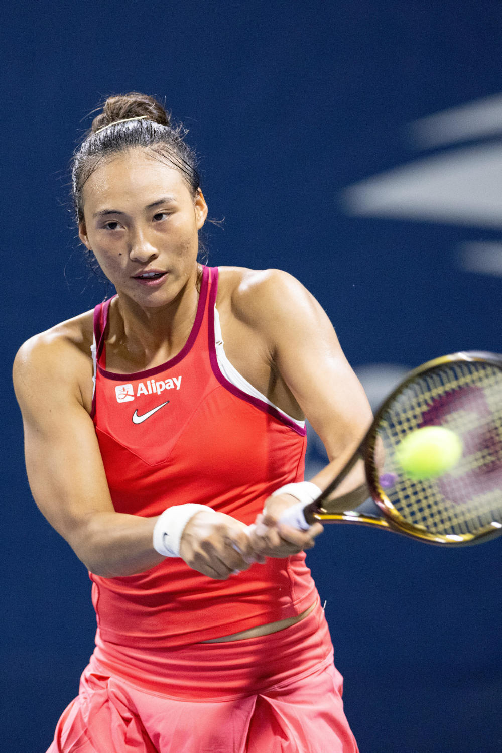 边路回防不 边路回防不