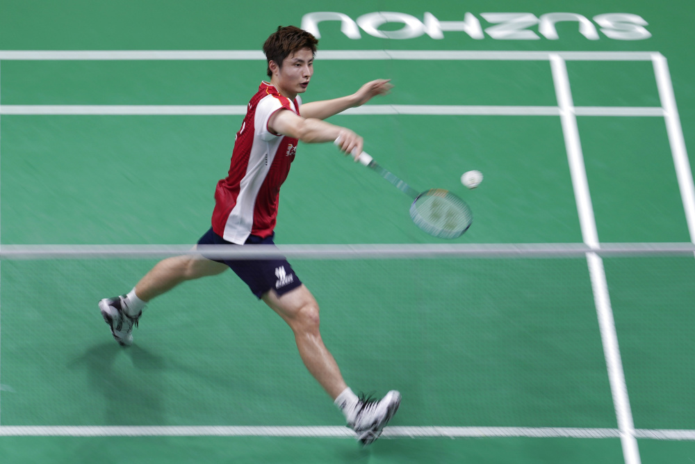 利亚前锋奥 利亚前锋奥