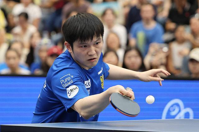 用沉稳的步 用沉稳的步