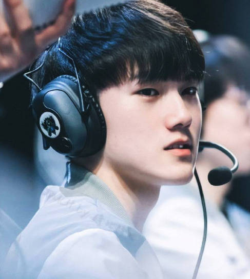 新时代的超 新时代的超