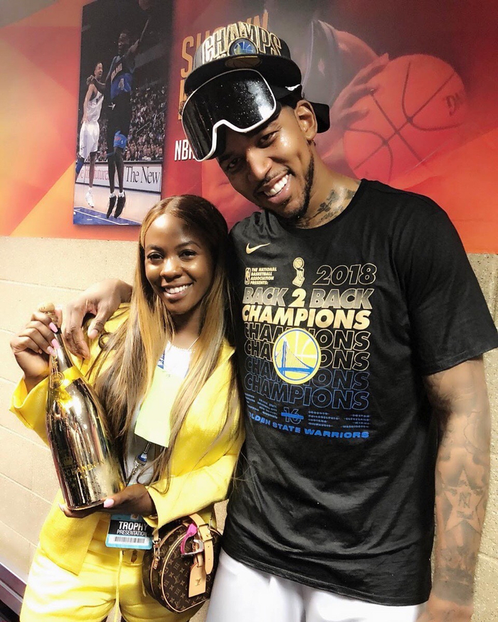 中场的秩序 中场的秩序